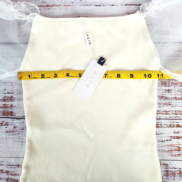 Astr the Label Ivory Sheer Puff Sleeve Bodysuit S Parisian French Girl Basic NWT - Picture 7 of 12